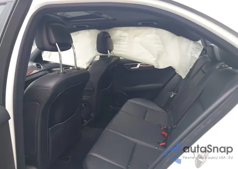 2012 Mercedes-Benz C 300 Luxury 4Matic/Sport 4Matic из США, поврежденный, VIN WDDGF8BB6CR233431